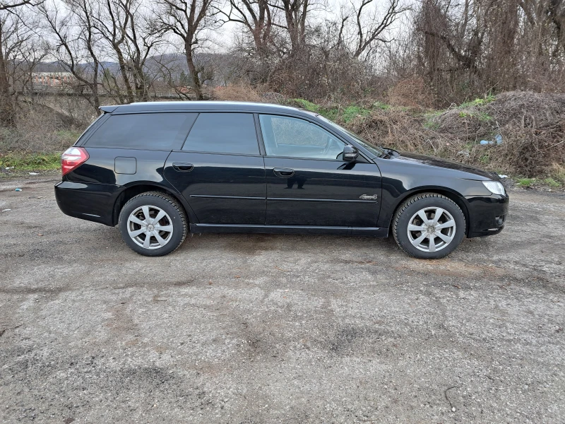 Subaru Legacy 2.0i* ГАЗ* КЛИМА* NAVI* КОЖА* ПАНОРАМА* КСЕНОН, снимка 6 - Автомобили и джипове - 48412707