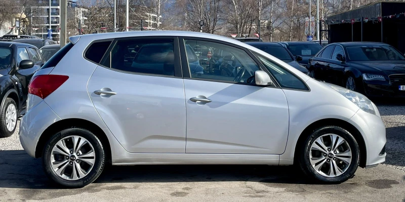 Kia Venga 1.4CRDI 90HP E6В КОЖА НАВИ КАМЕРА ЛЕД, снимка 4 - Автомобили и джипове - 48964773