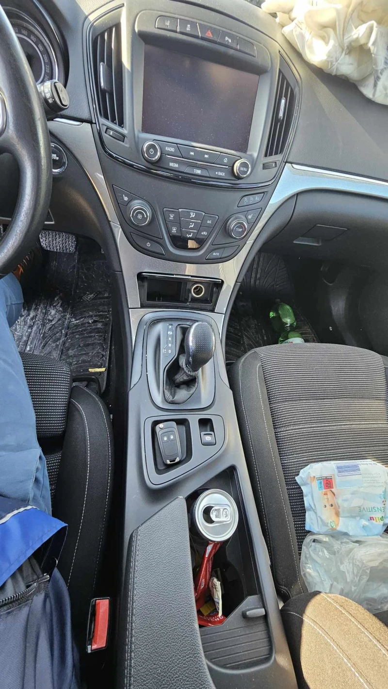 Opel Insignia 2, 0, снимка 8 - Автомобили и джипове - 49254230