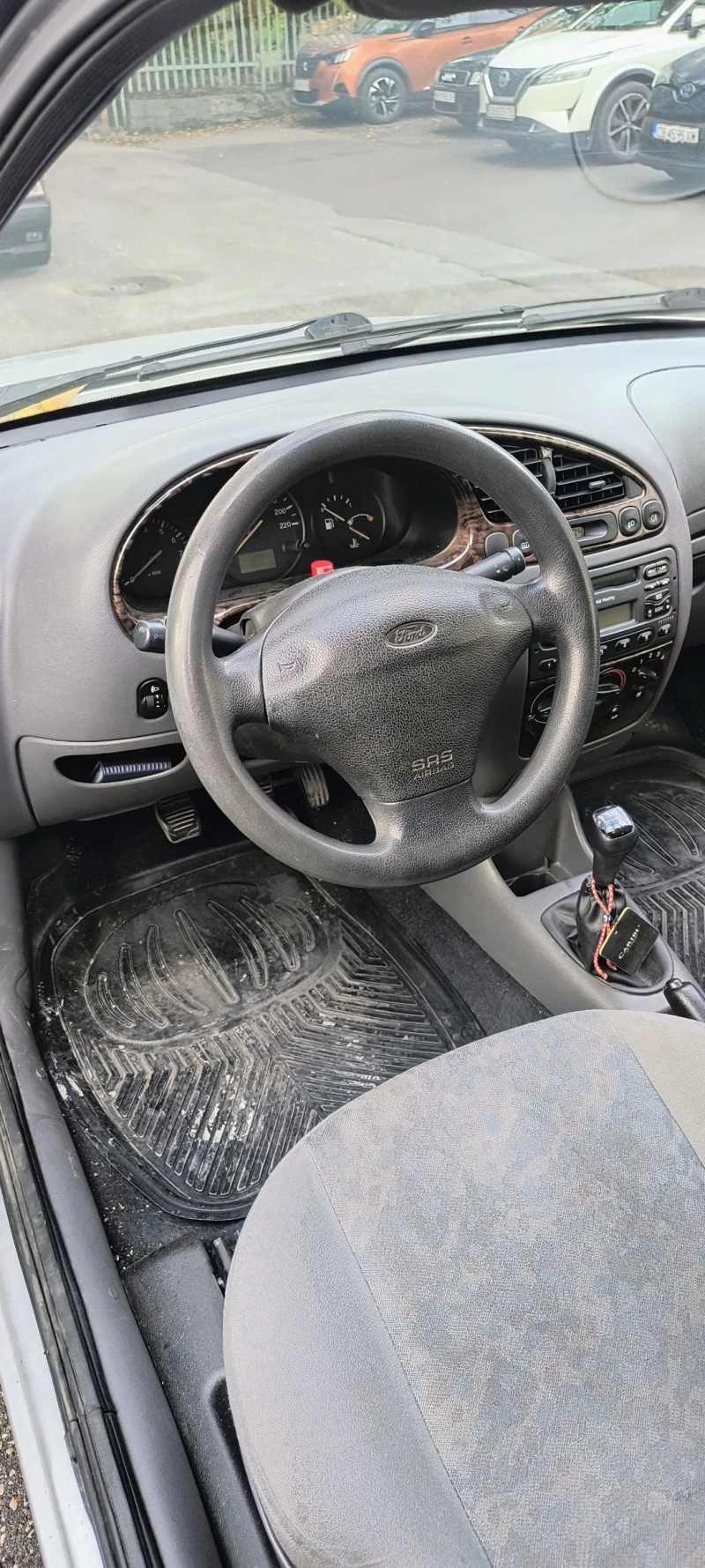 Ford Fiesta, снимка 8 - Автомобили и джипове - 52141406