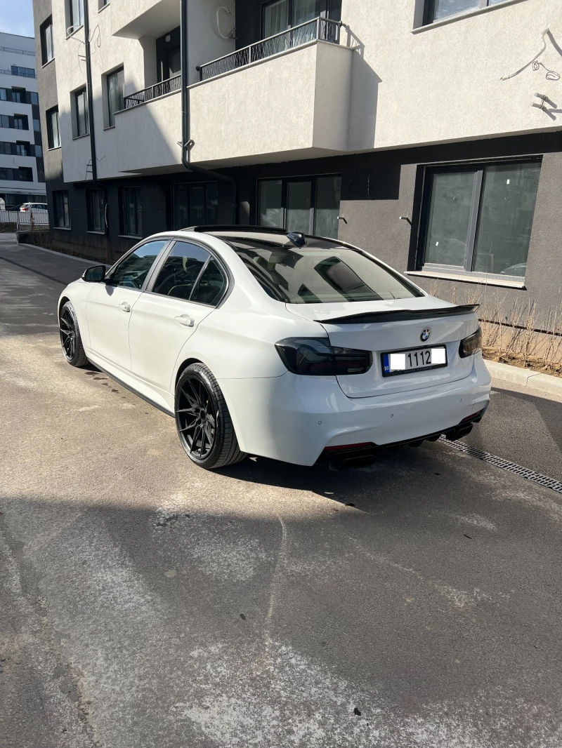 BMW 328 xDrive/камера/парктроник/waze/подгрев, снимка 4 - Автомобили и джипове - 52542048