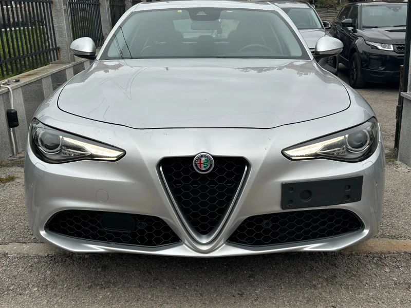 Alfa Romeo Giulia 2.2JTD-180k.s.-AUTOMAT-NAVi-LED-DIST-PDC-KAMERA-E6, снимка 2 - Автомобили и джипове - 52807841