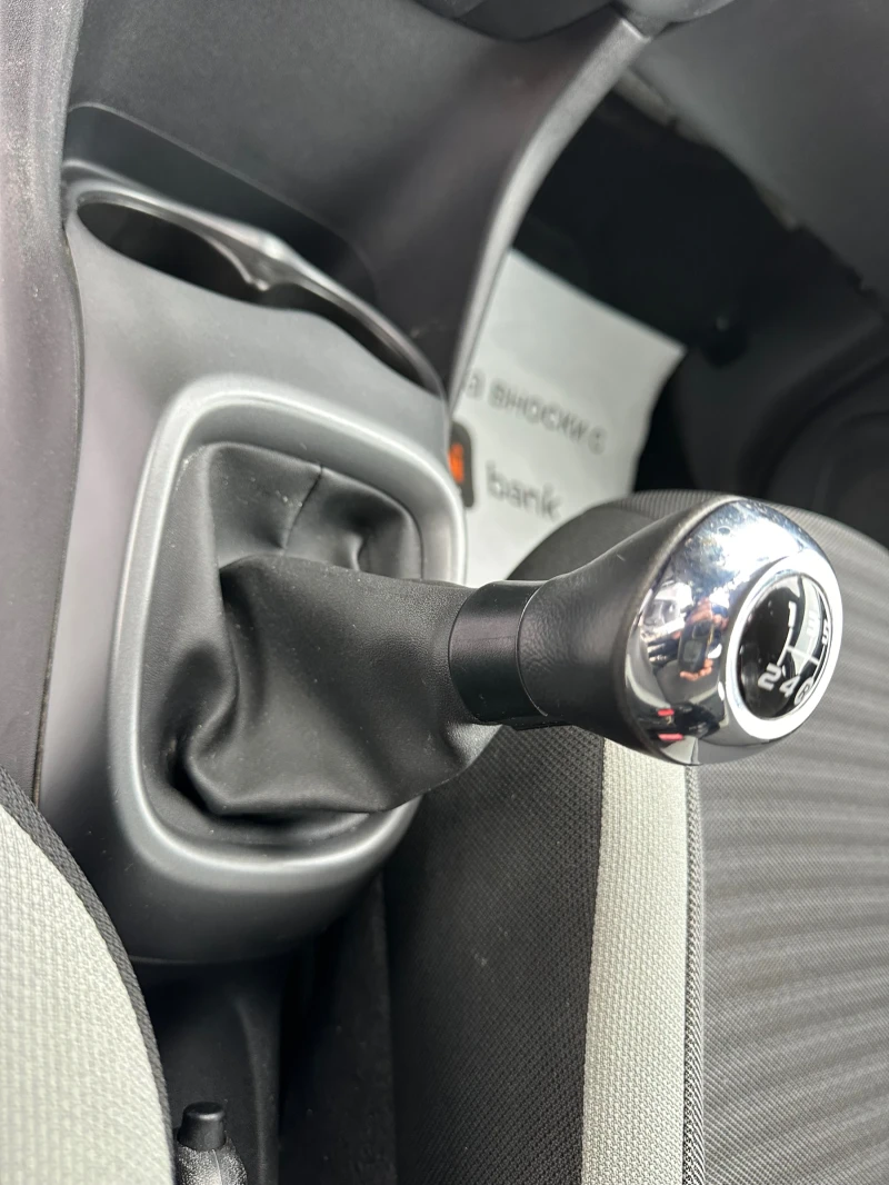 Toyota Aygo 1.0 VVT-i, снимка 17 - Автомобили и джипове - 53112981