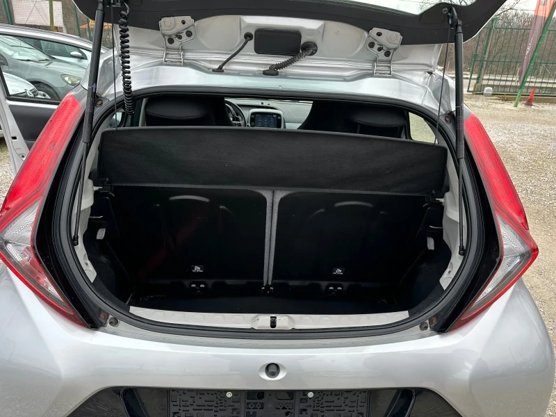 Toyota Aygo 1.0 VVT-i, снимка 12 - Автомобили и джипове - 53112981