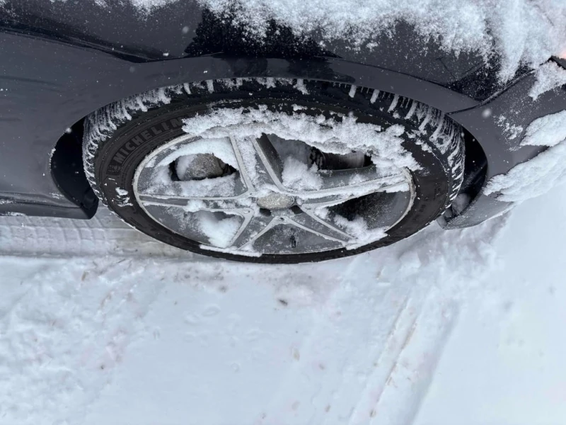 Mercedes-Benz C 300 * CARFAX * ФИНАНСИРАНЕ , снимка 7 - Автомобили и джипове - 53215825