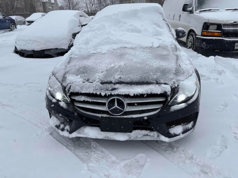 Mercedes-Benz C 300 * CARFAX * ФИНАНСИРАНЕ , снимка 6 - Автомобили и джипове - 53215825