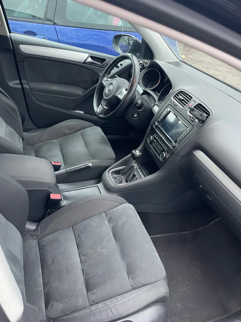 VW Golf VI 6 2.0TDI 110hp Alcantara navi , снимка 7 - Автомобили и джипове - 53244877