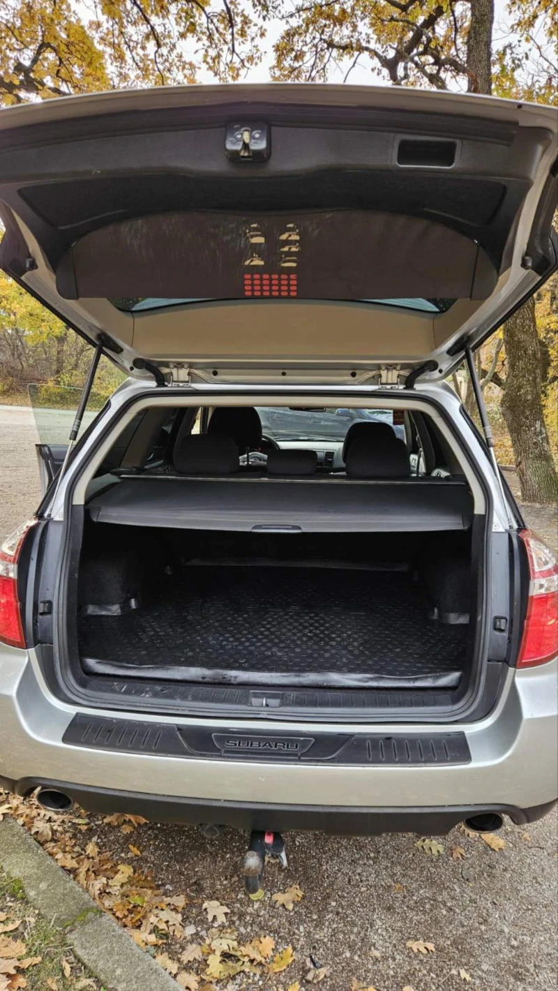 Subaru Outback, снимка 8 - Автомобили и джипове - 53536437