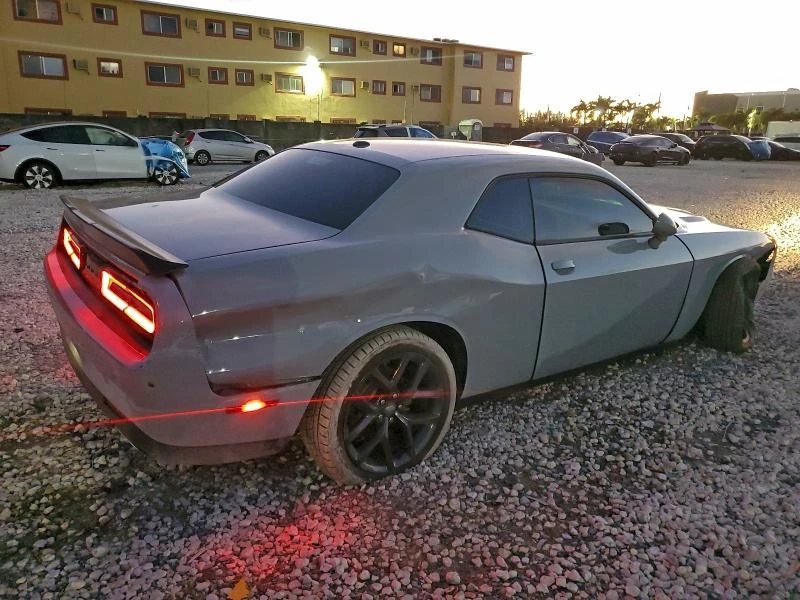 Dodge Challenger 3.6L 6 Rear-wheel drive - изображение 7