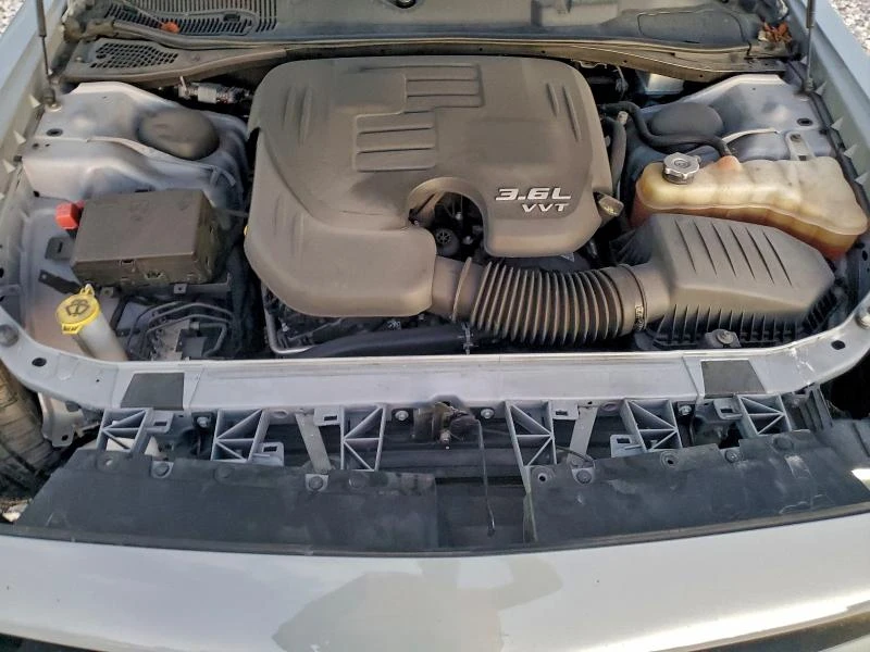 Dodge Challenger 3.6L 6 Rear-wheel drive - изображение 4