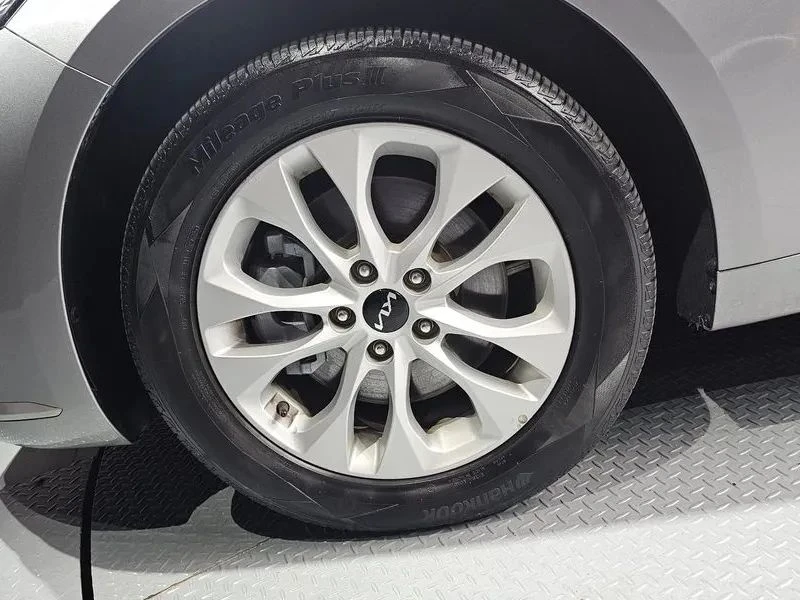 Kia K8, снимка 5 - Автомобили и джипове - 56723989