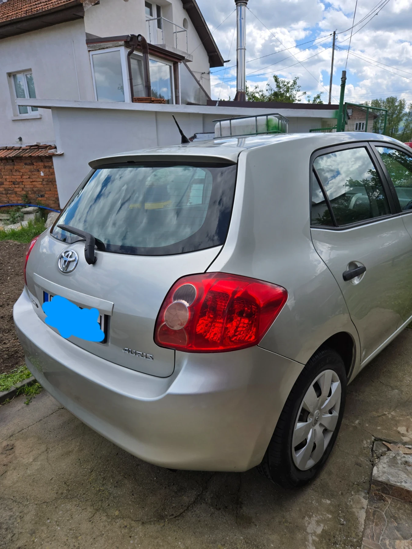 Toyota Auris  - изображение 8