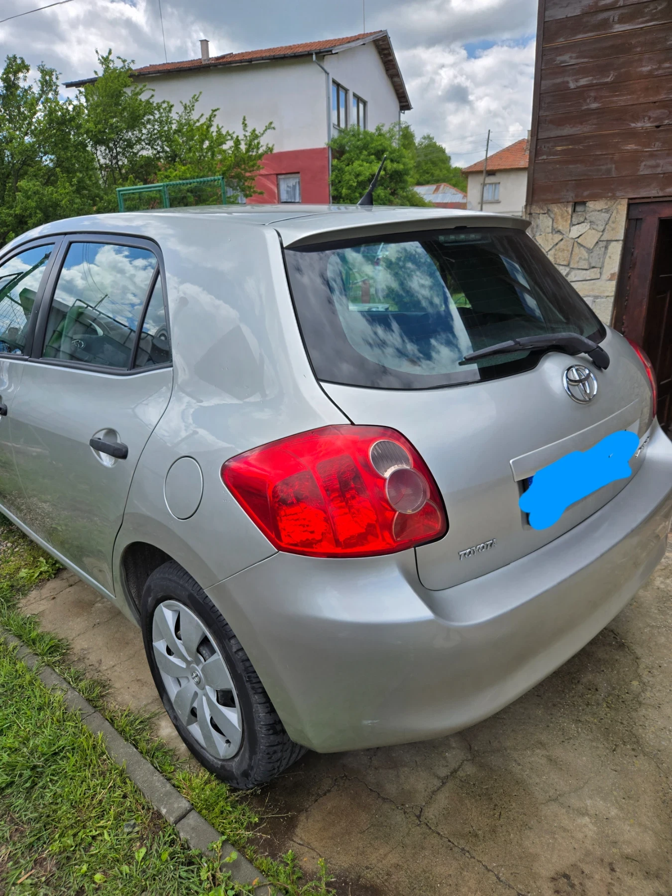 Toyota Auris  - изображение 7