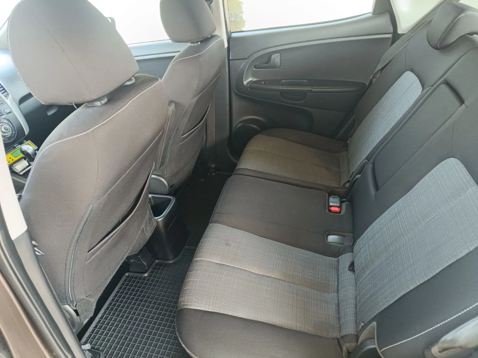 Kia Venga  - изображение 7