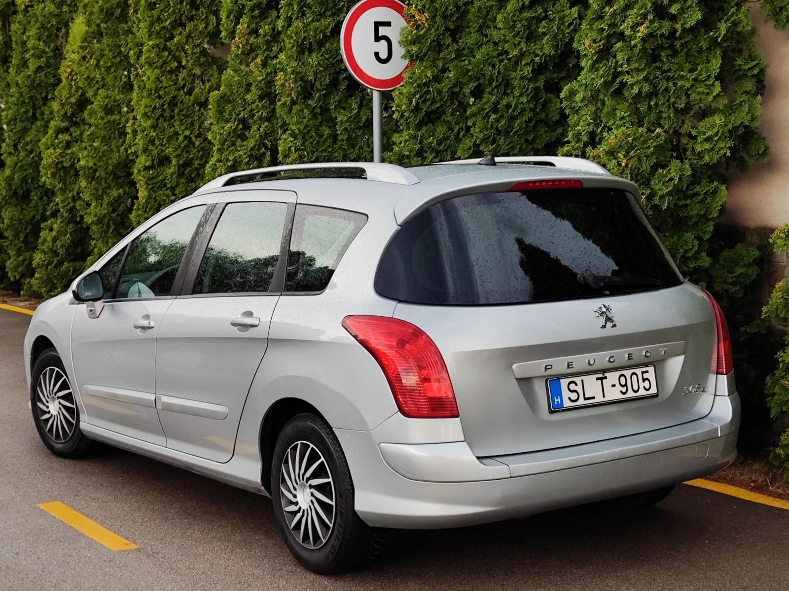 Peugeot 308 1.6HDI(110)* SW* PREMIUM* НОВ ВНОС*  - изображение 4