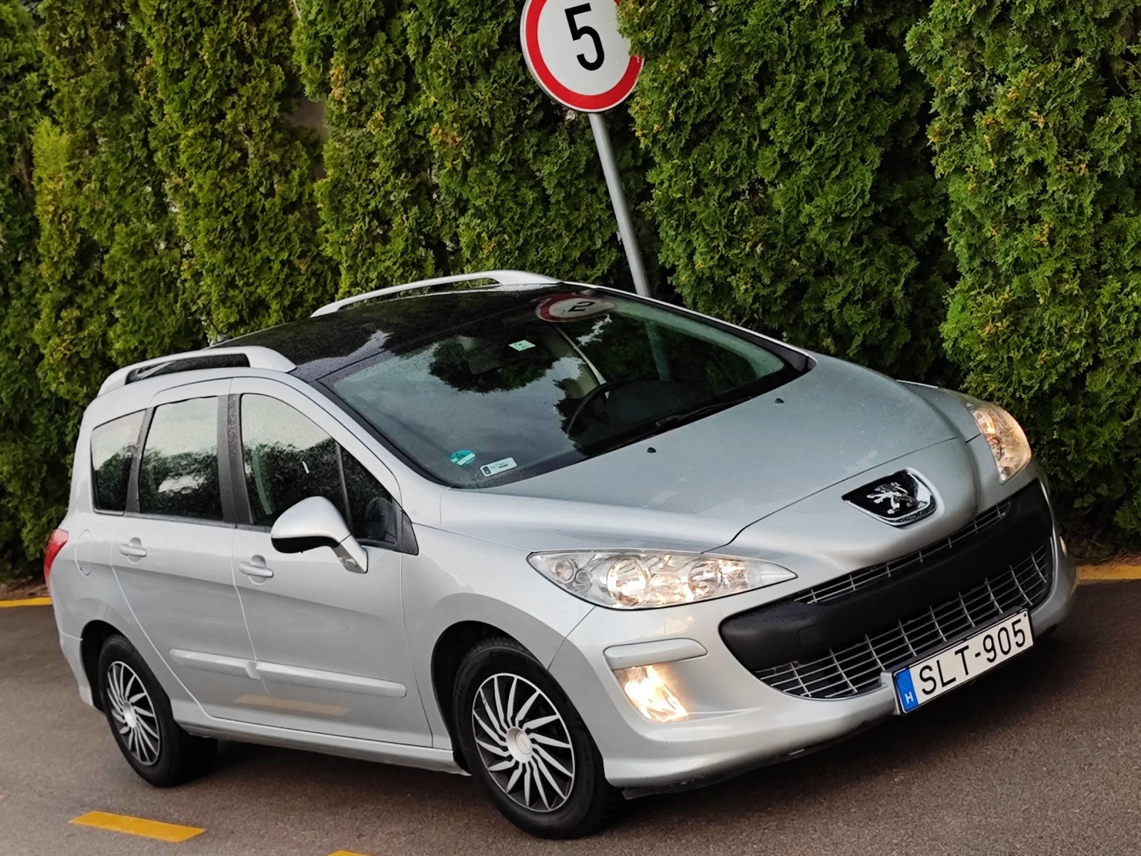 Peugeot 308 1.6HDI(110)* SW* PREMIUM* НОВ ВНОС*  - изображение 8