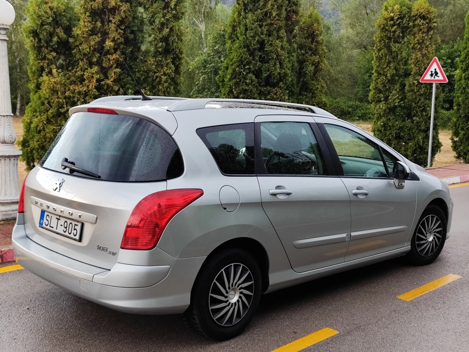 Peugeot 308 1.6HDI(110)* SW* PREMIUM* НОВ ВНОС*  - изображение 7