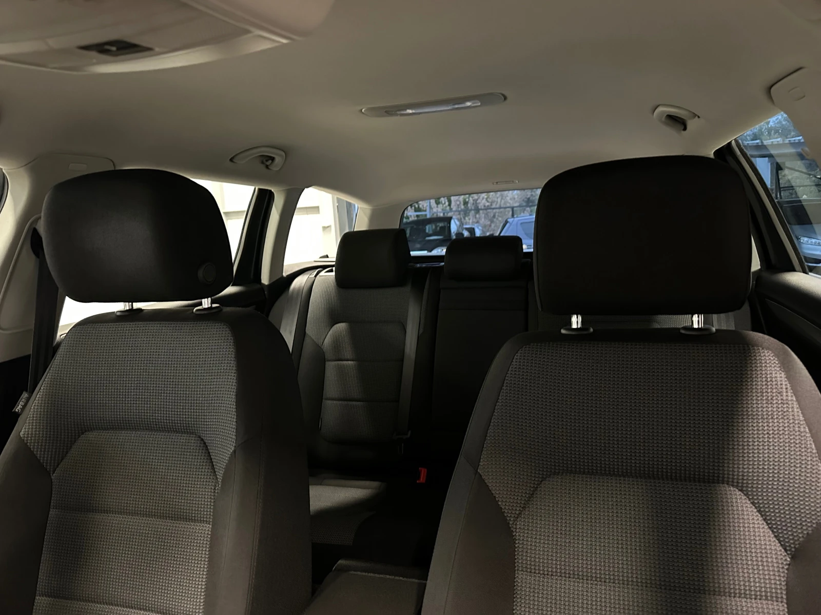 VW Passat 1.6TDI* NAVI* TOP* 6SPEED* EVRO5 | Mobile.bg   16