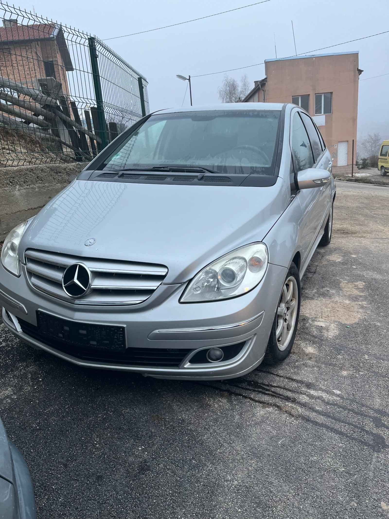 Mercedes-Benz B 170  - изображение 4