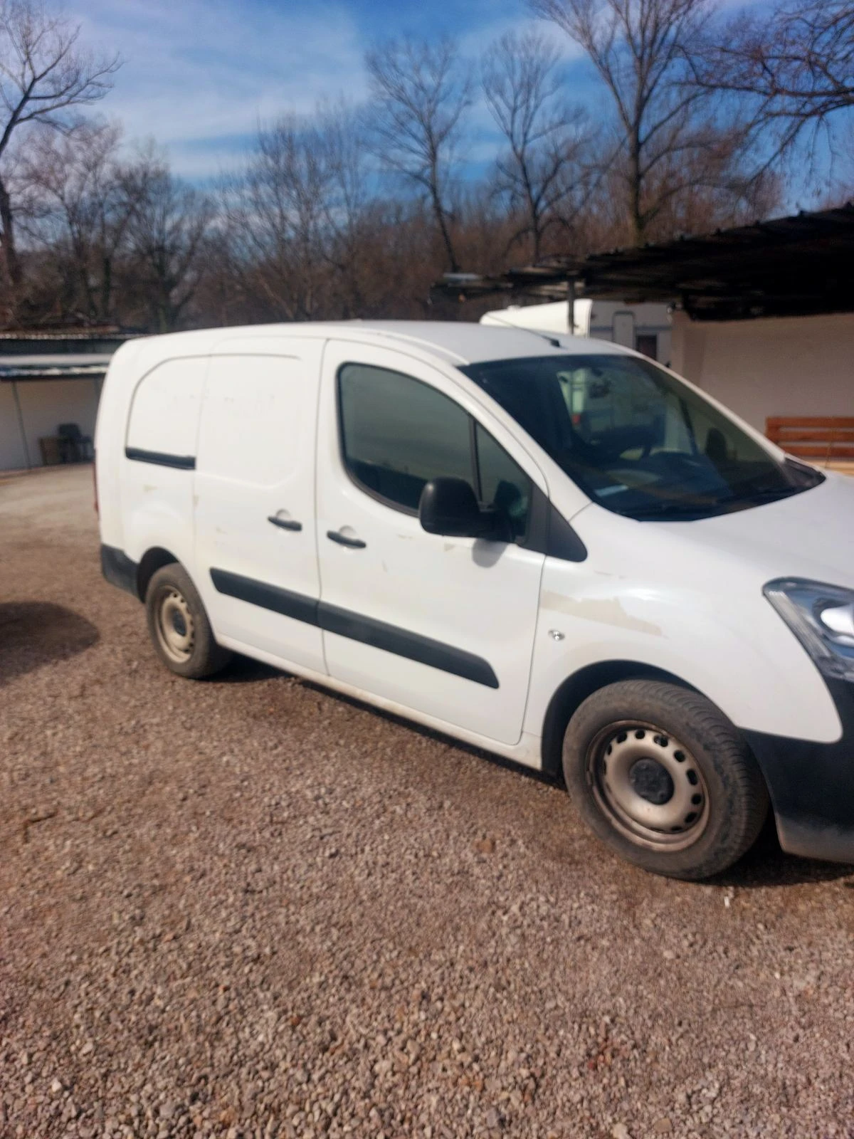 Peugeot Partner 1.6 HDI, снимка 2 - Автомобили и джипове - 53720110