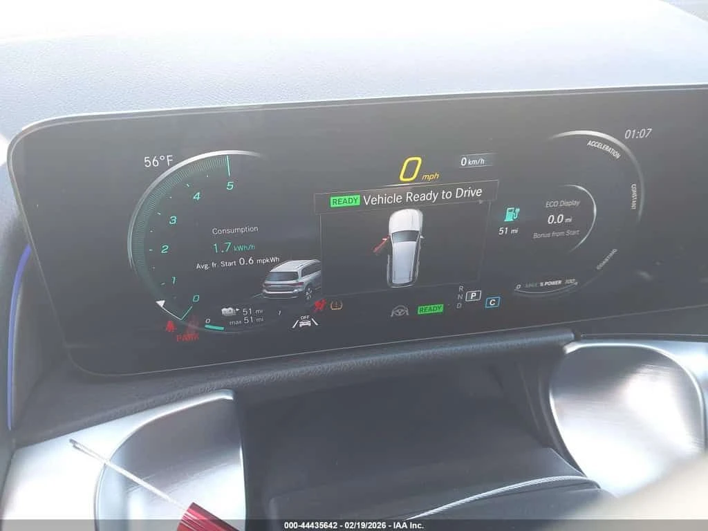 Mercedes-Benz EQB 350/4MATIC/CARFAX/ПАНО/ПОДГРЕВ/ПАМЕТ/, снимка 15 - Автомобили и джипове - 53939497