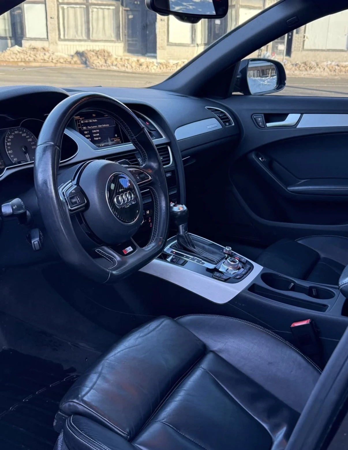 Audi S4 Подгреви * Камера * Сменени вериги * Обслужено DSG, снимка 7 - Автомобили и джипове - 54017918