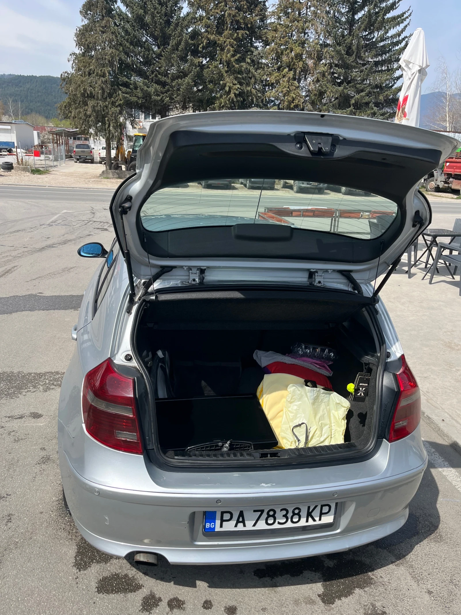 BMW 118 118d, снимка 12 - Автомобили и джипове - 54179238