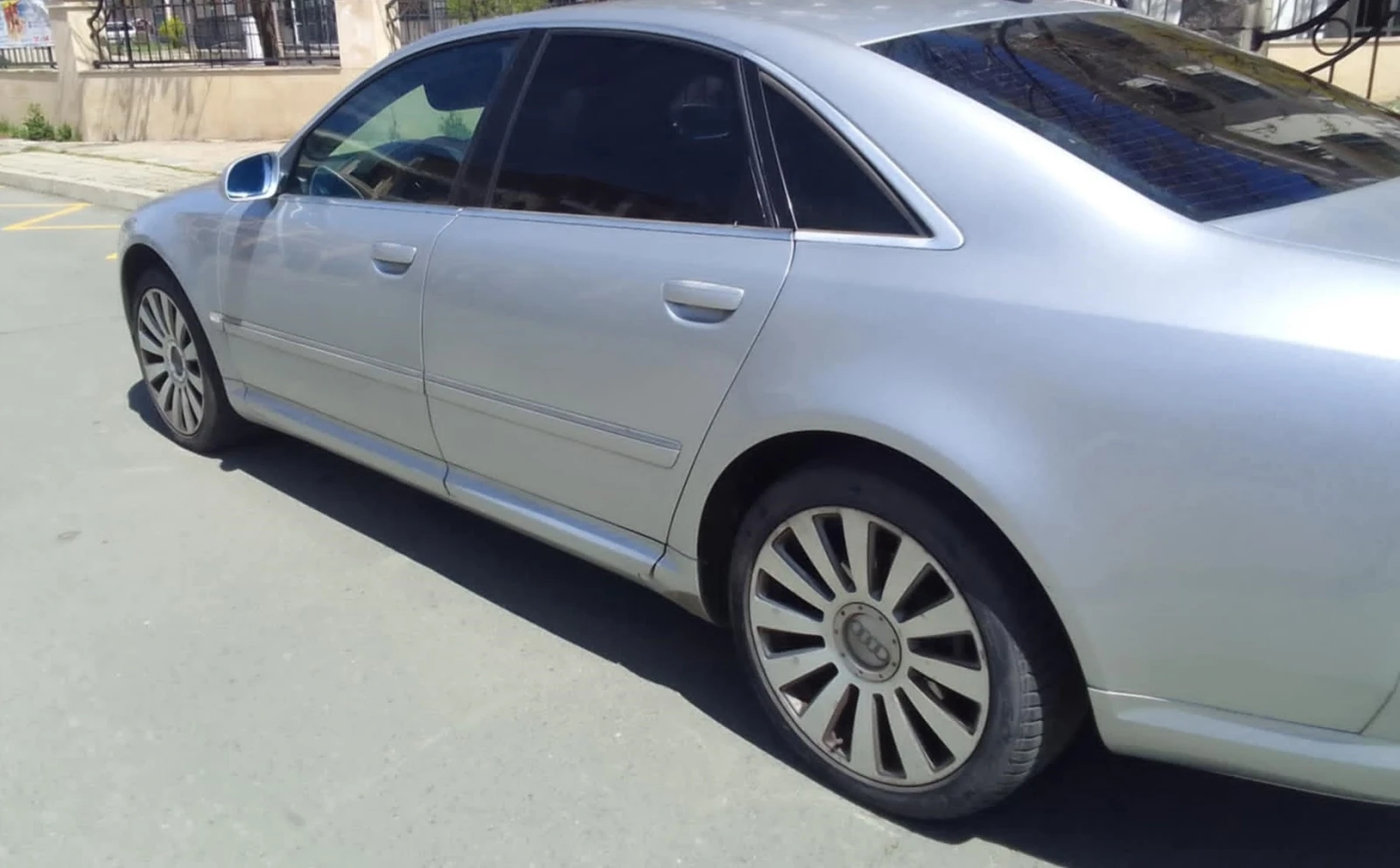Audi A8 4.2, снимка 5 - Автомобили и джипове - 54366416