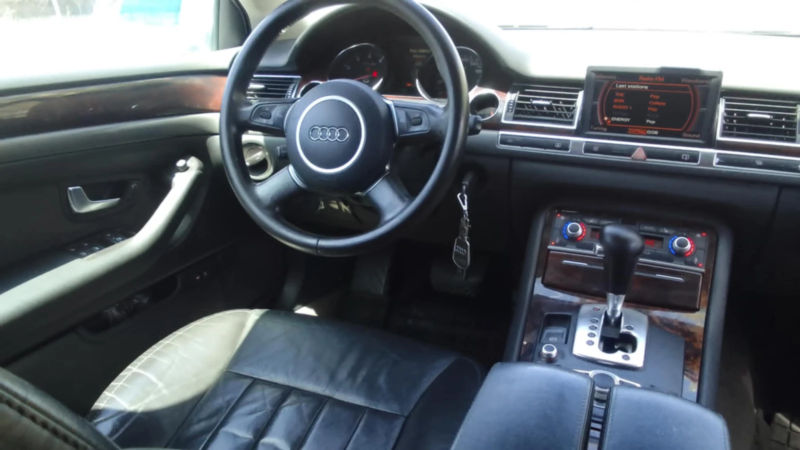 Audi A8 4.2, снимка 10 - Автомобили и джипове - 54366416