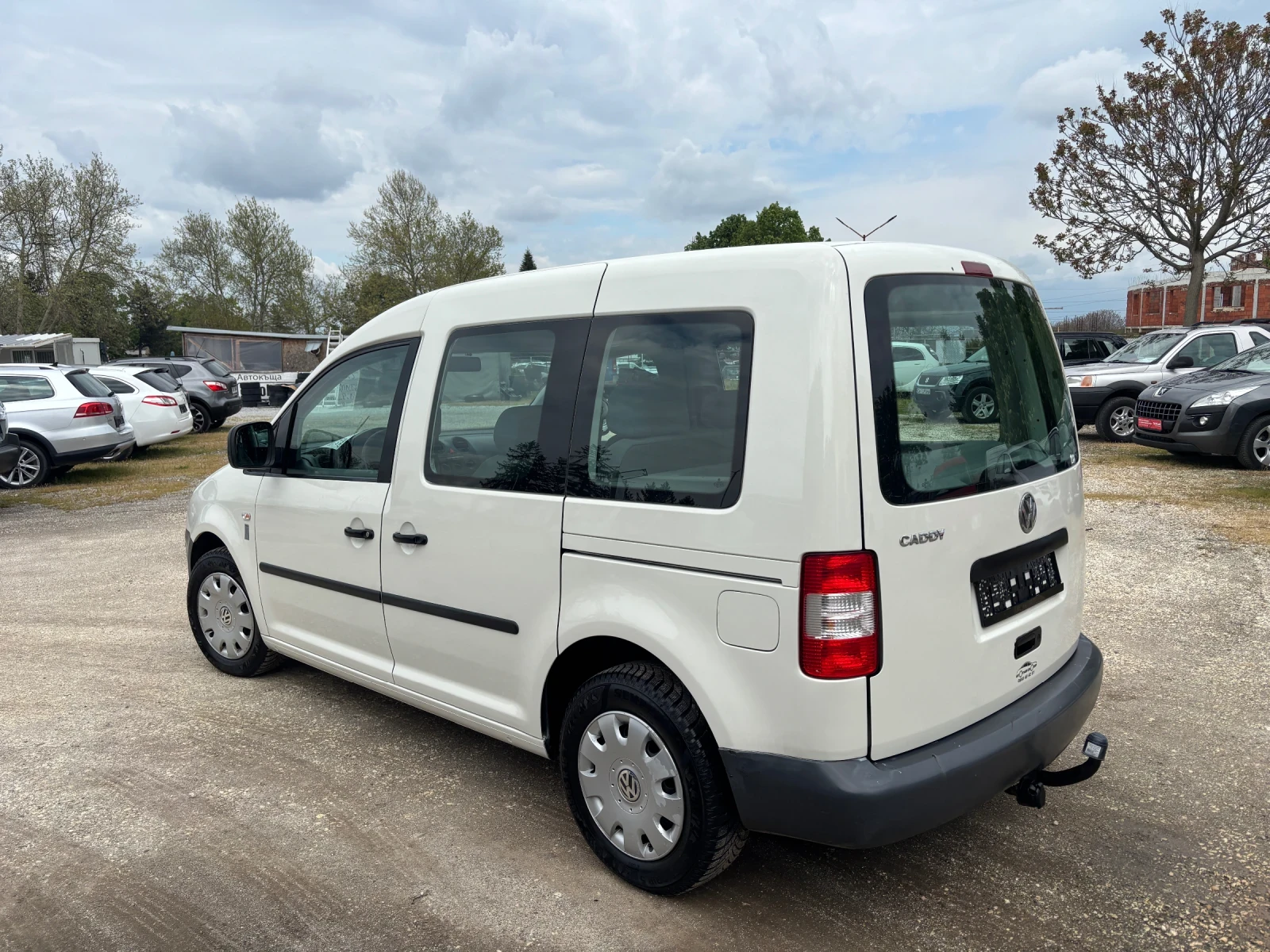 VW Caddy 2010+ ФЕЙС+ 1.9TDI+ 105+ Н.ГУМИ+ LIFE, снимка 6 - Автомобили и джипове - 54388612