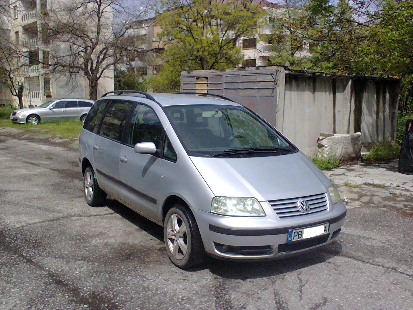 VW Sharan 1.9 TD 6+ 1* * KLIMA* * , снимка 17 - Автомобили и джипове - 54455689