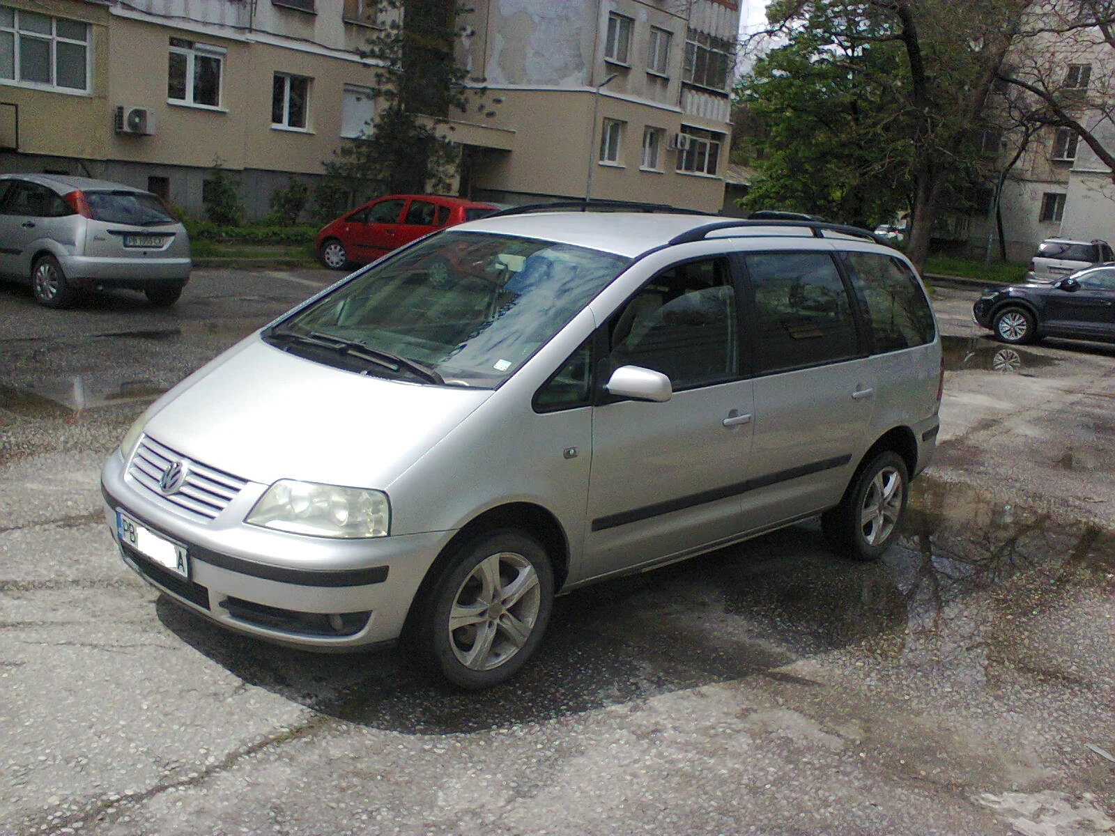 VW Sharan 1.9 TD 6+ 1* * KLIMA* * , снимка 15 - Автомобили и джипове - 54455689
