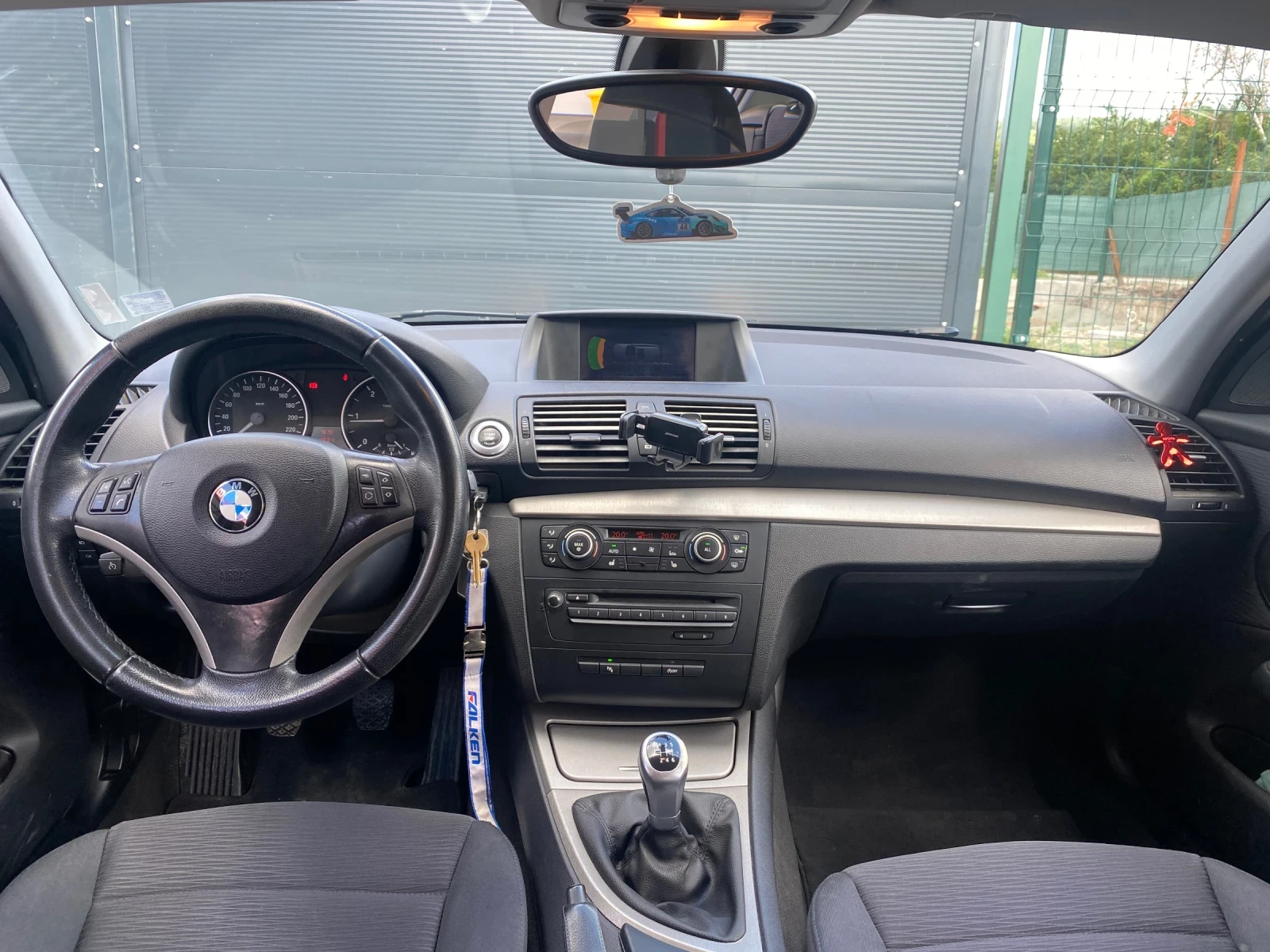 BMW 118, снимка 7 - Автомобили и джипове - 54915792