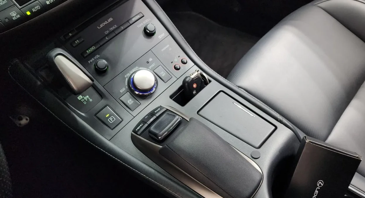 Lexus CT 200h F-Sport 1.8 ������ | Mobile.bg � ����������� 8