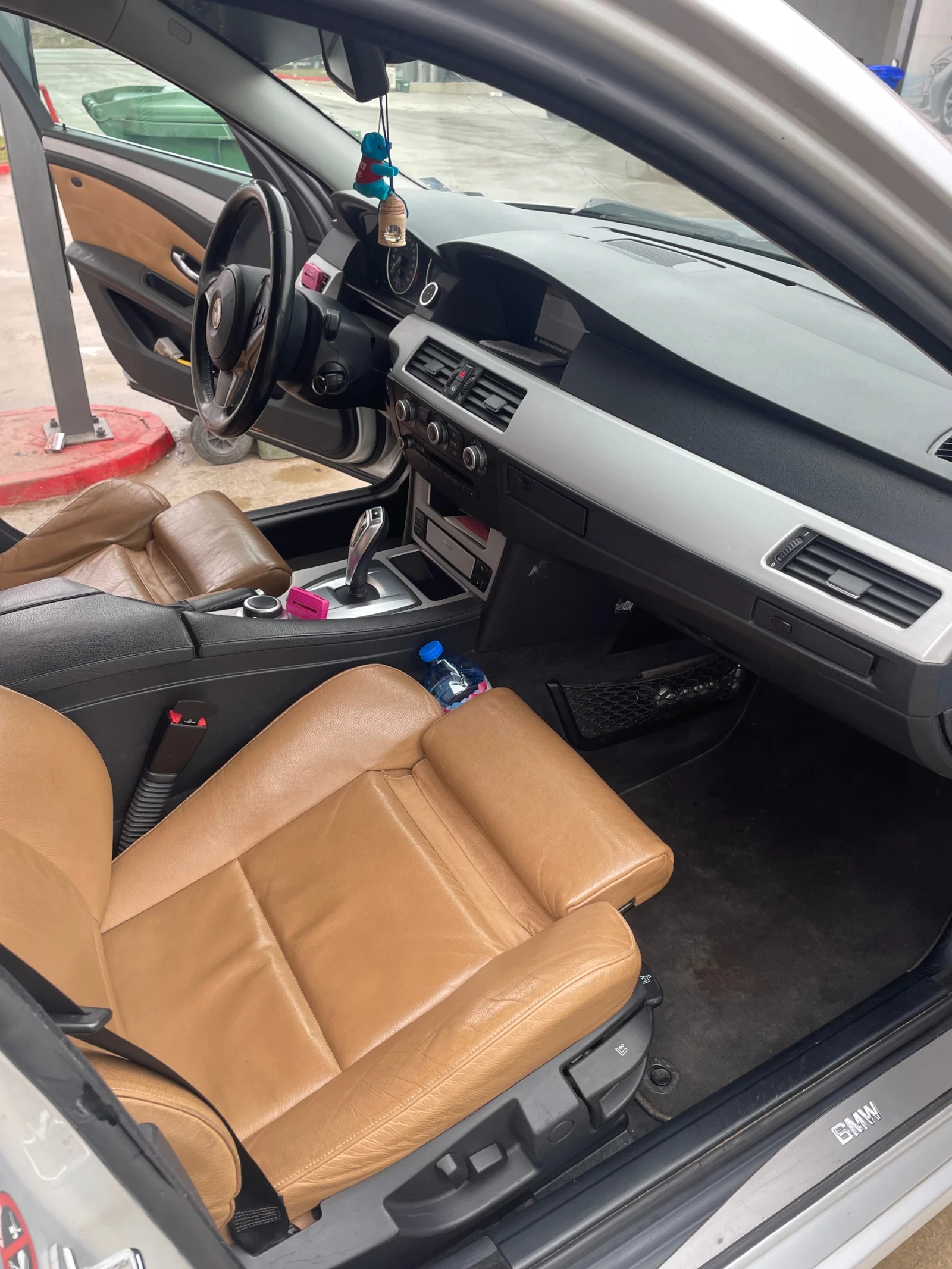 BMW 530, снимка 13 - Автомобили и джипове - 55620092