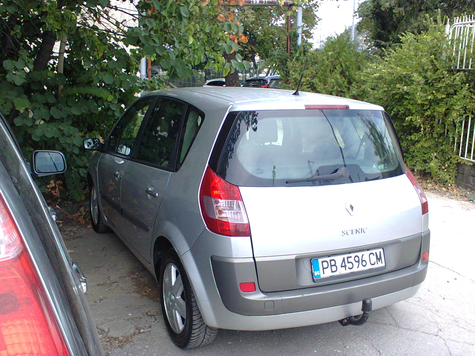 Renault Scenic 1.5 Тdci-86 коня* КЛИМА* , снимка 4 - Автомобили и джипове - 55995086