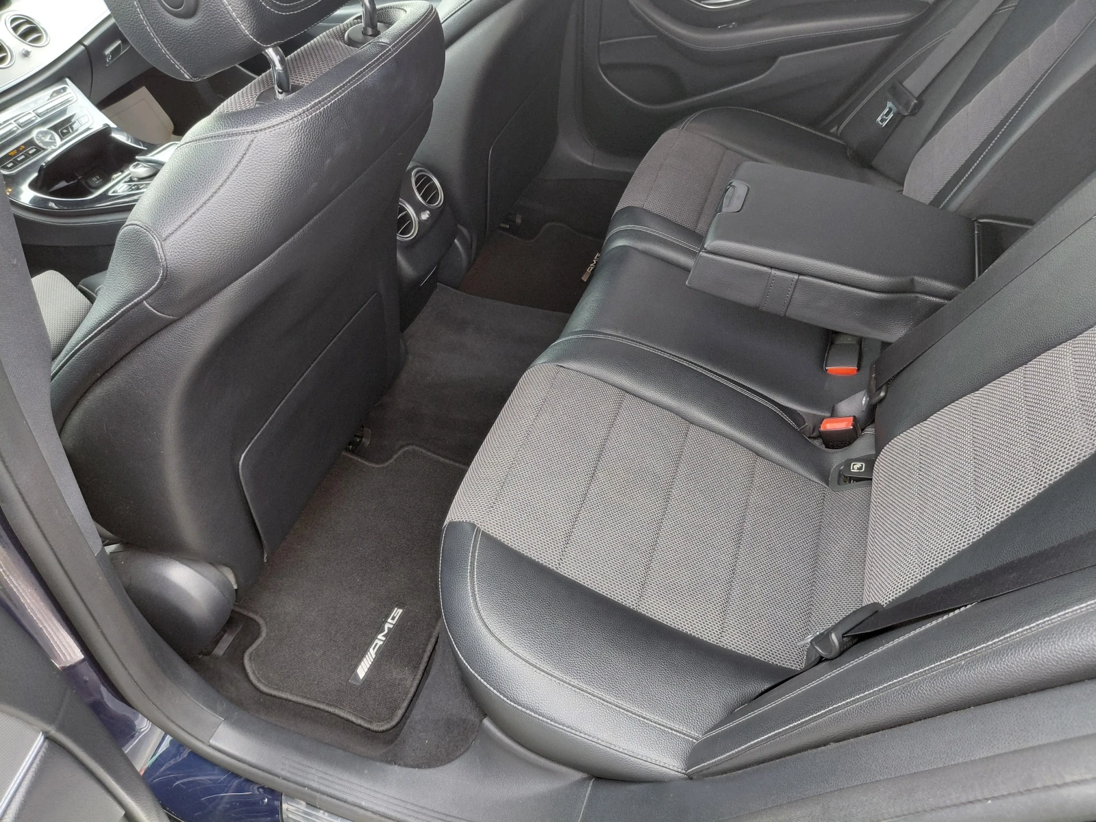 Mercedes-Benz E 220 AMG 4X4 | Mobile.bg � ����������� 12