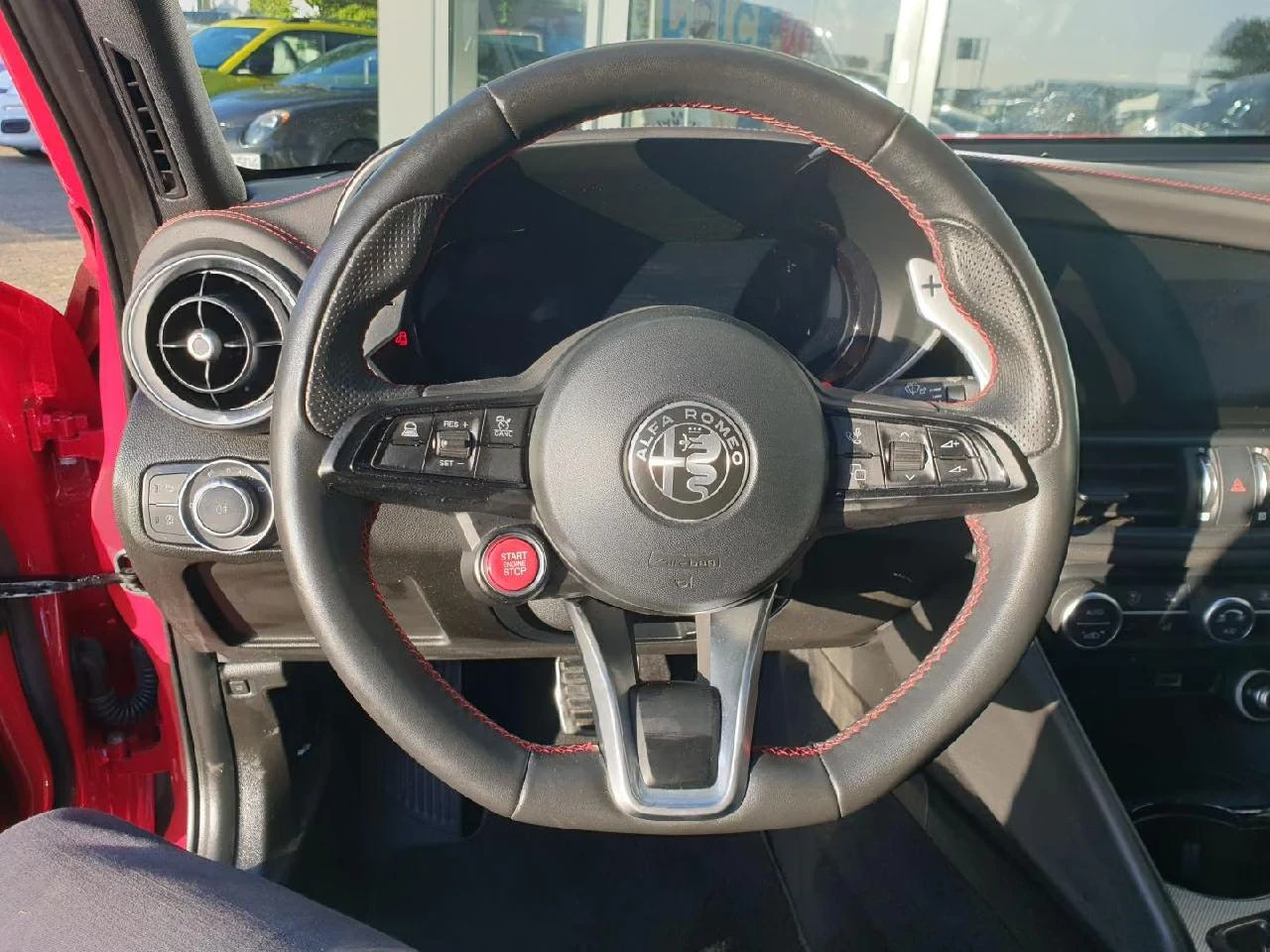 Alfa Romeo Giulia COMPETIZIONE/Q4/280HP/CAM/905z, снимка 8 - Автомобили и джипове - 56200634