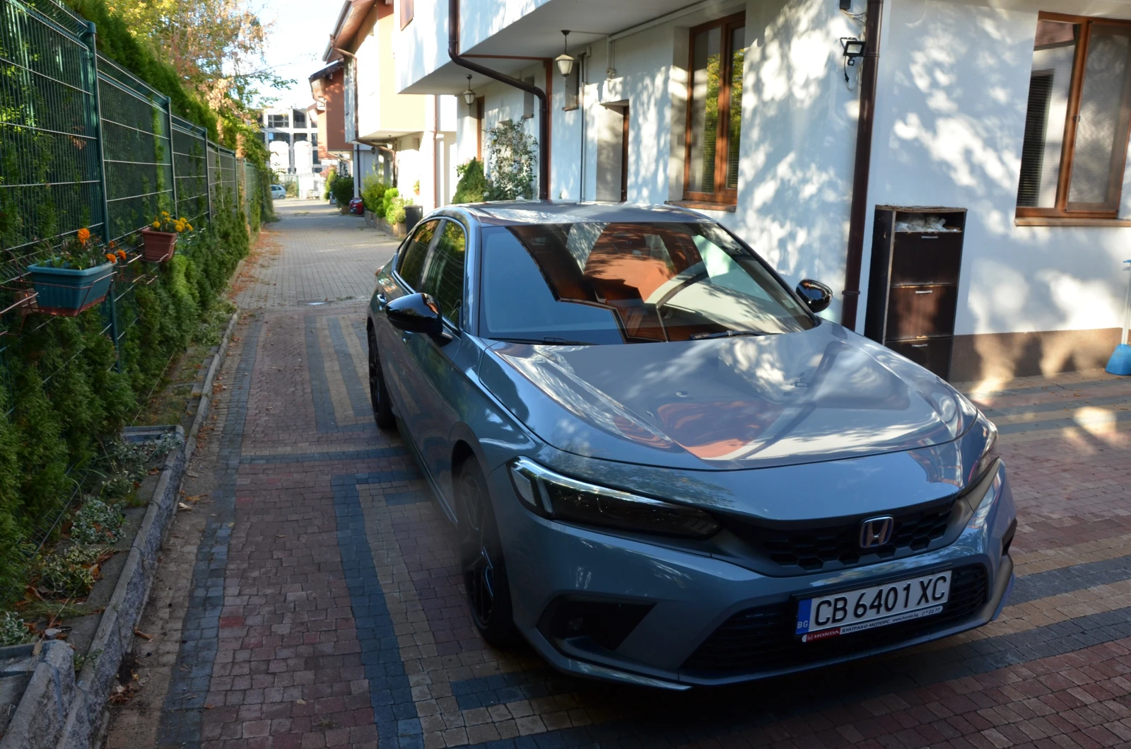 Honda Civic e:Hev, снимка 4 - Автомобили и джипове - 56264819