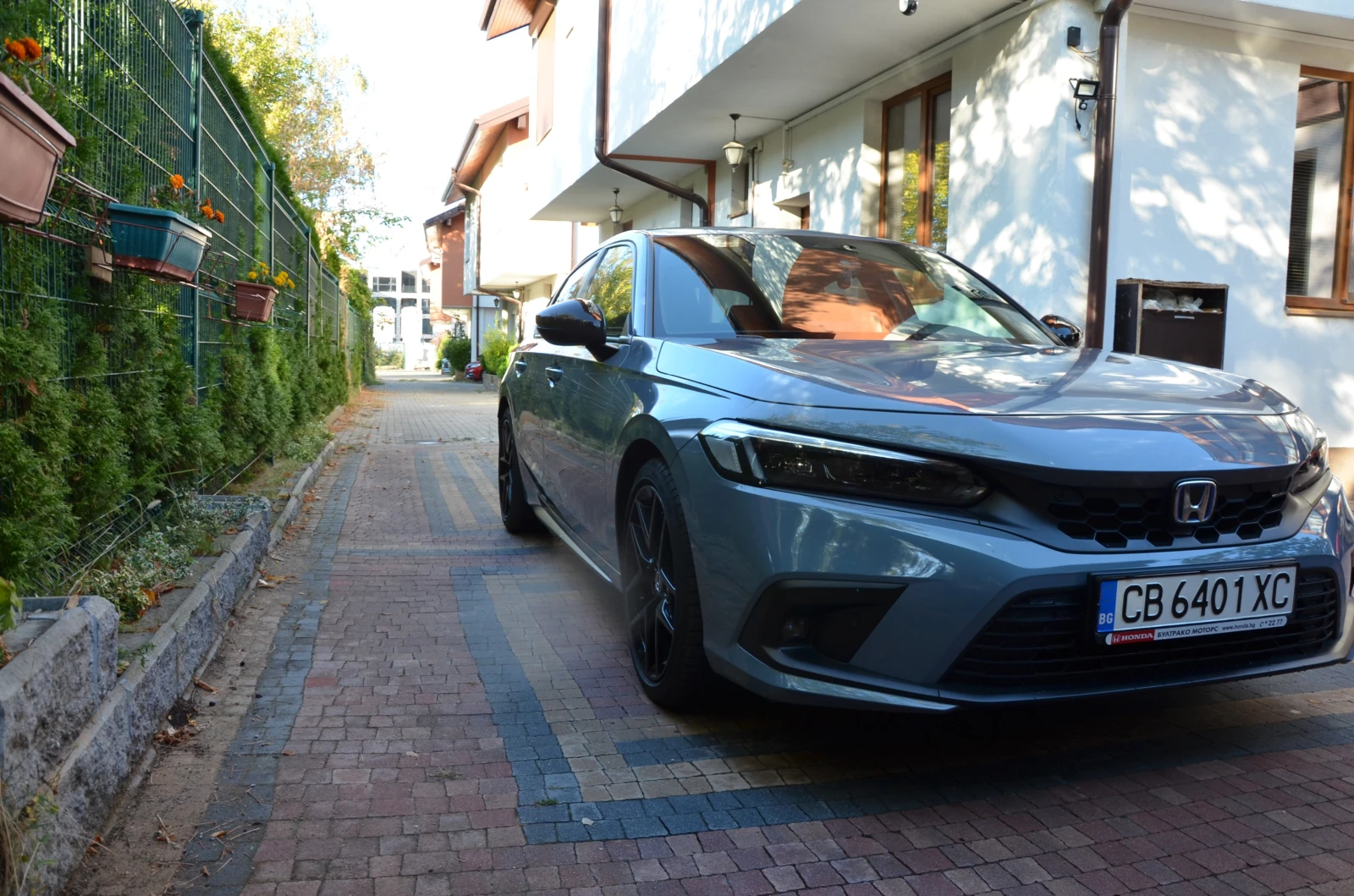 Honda Civic e:Hev, снимка 3 - Автомобили и джипове - 56264819