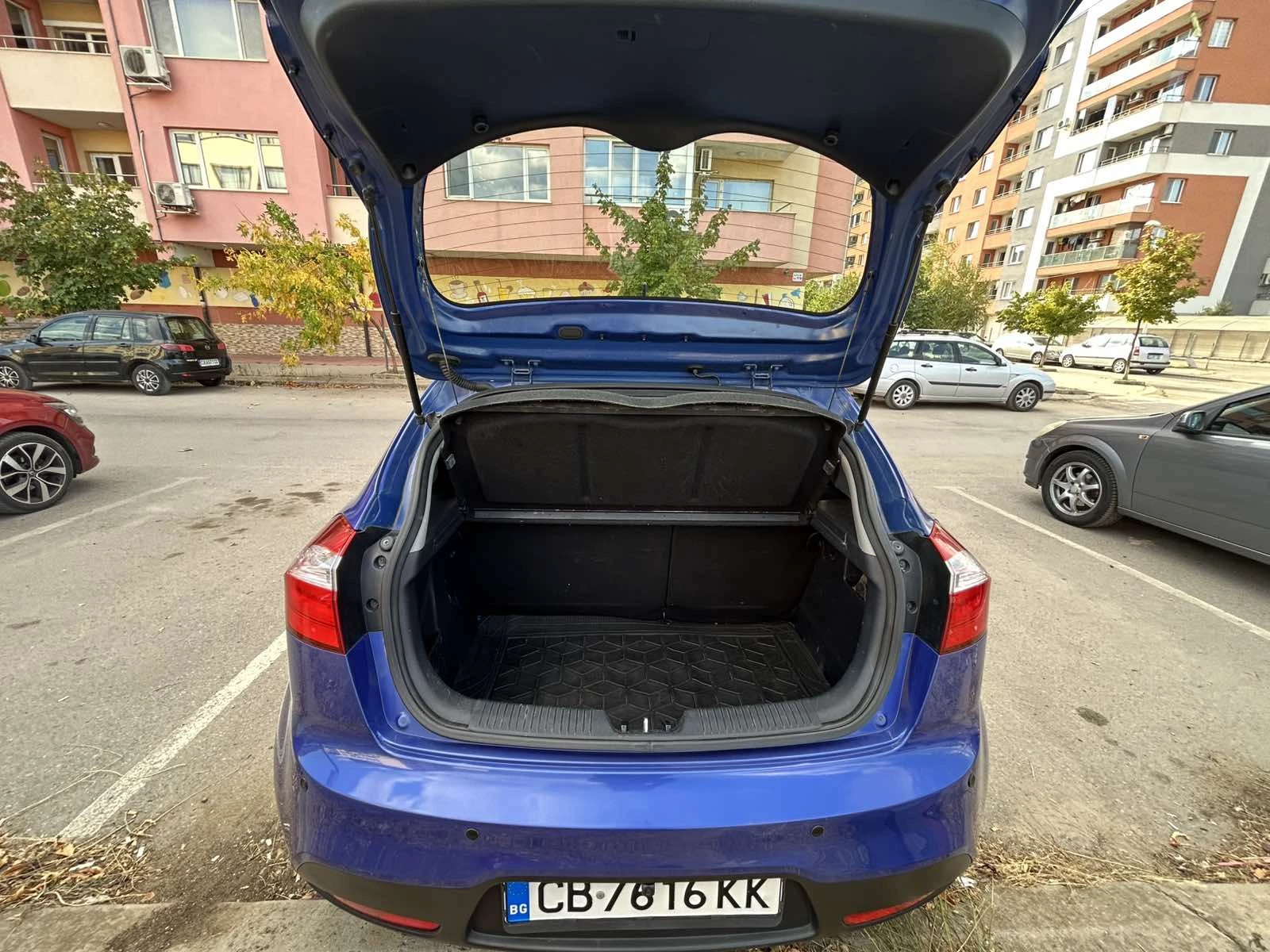Kia Rio EcoDynamics, снимка 9 - Автомобили и джипове - 56465340