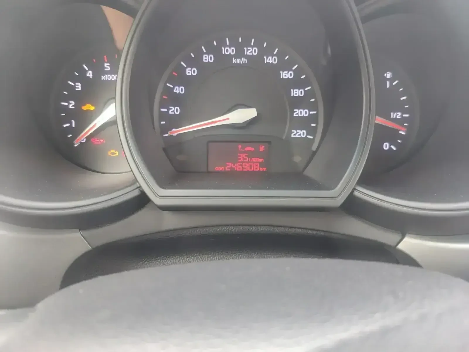 Kia Rio EcoDynamics, снимка 15 - Автомобили и джипове - 56465340