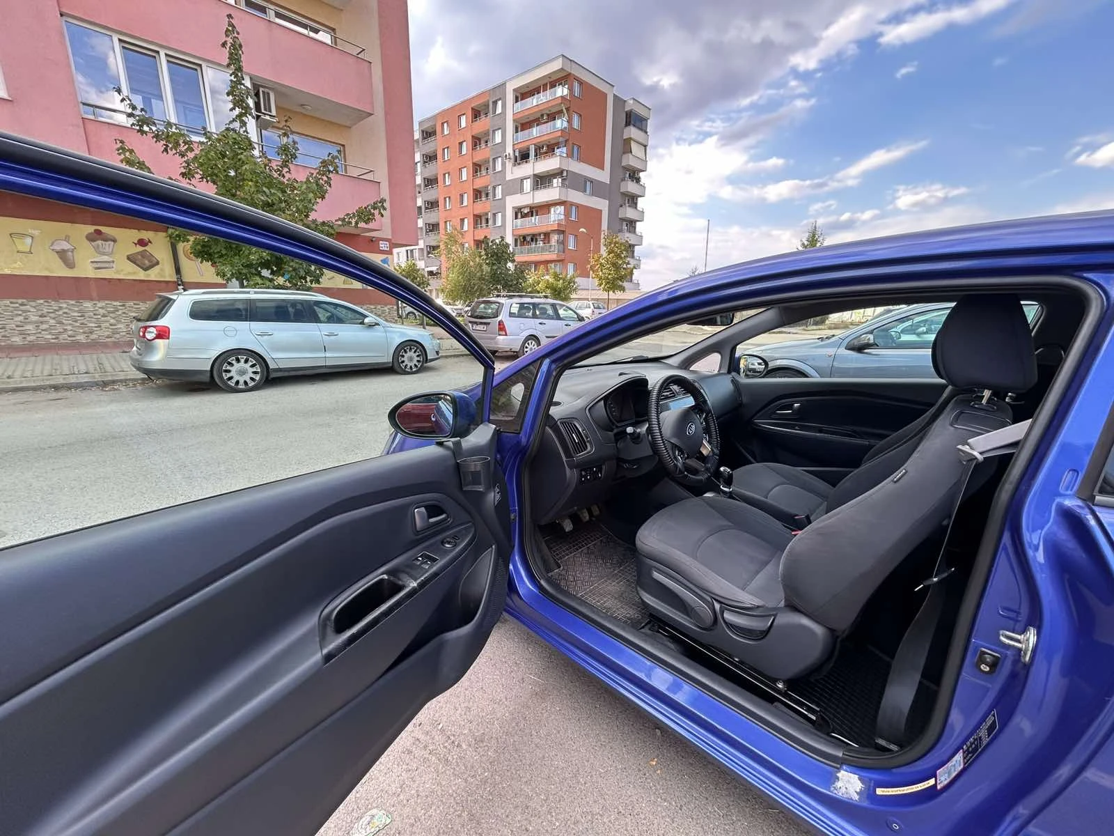Kia Rio EcoDynamics, снимка 7 - Автомобили и джипове - 56465340