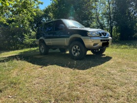 Nissan Terrano 2.7 TDI, снимка 1