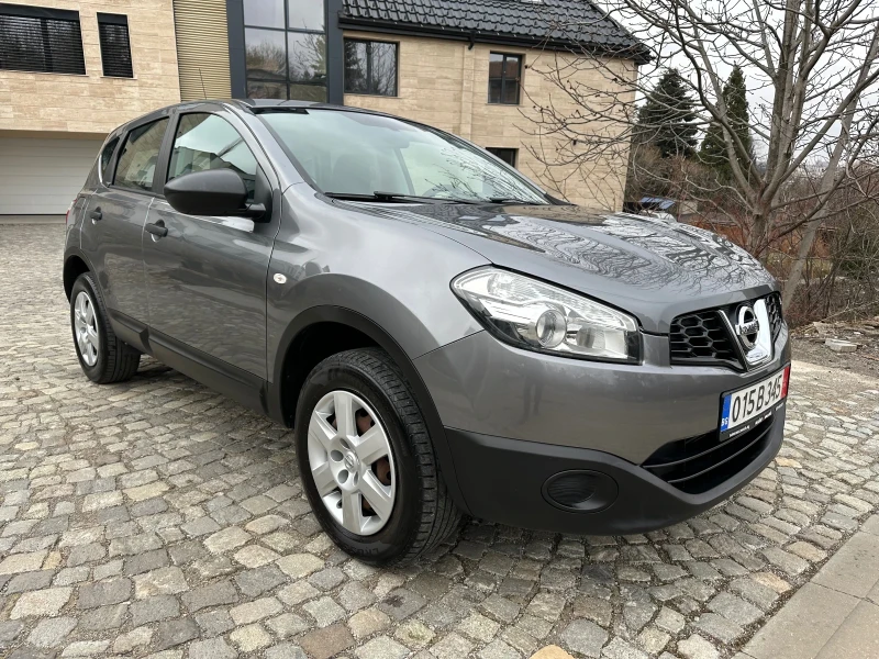 Nissan Qashqai 1.5dci, снимка 3 - Автомобили и джипове - 50890303
