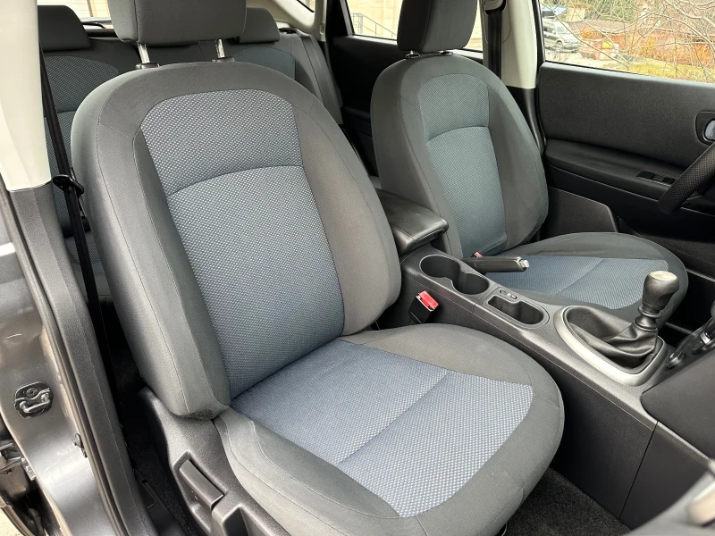 Nissan Qashqai 1.5dci, снимка 10 - Автомобили и джипове - 50890303