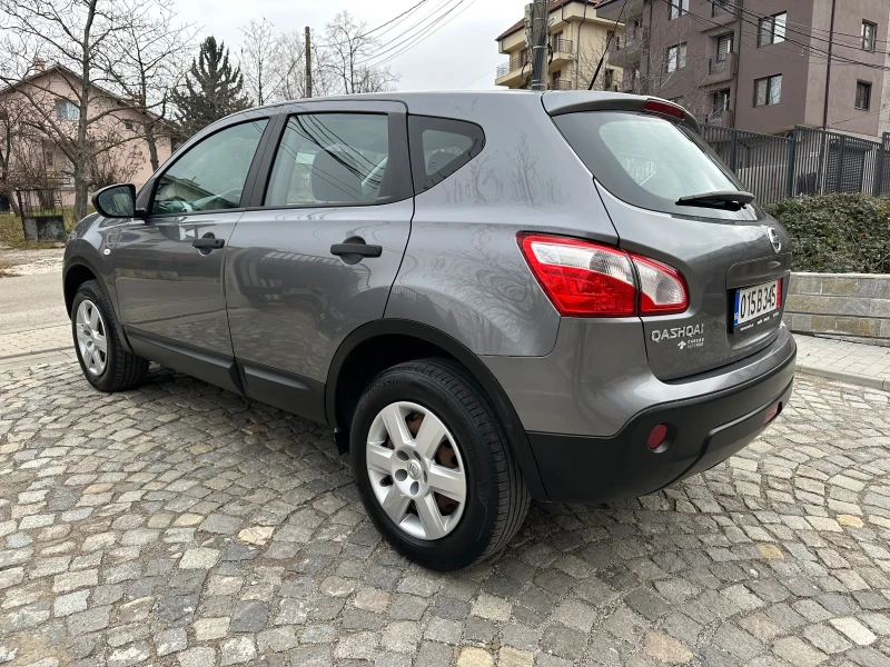 Nissan Qashqai 1.5dci, снимка 7 - Автомобили и джипове - 50890303