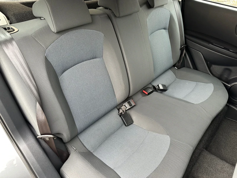 Nissan Qashqai 1.5dci, снимка 12 - Автомобили и джипове - 50890303