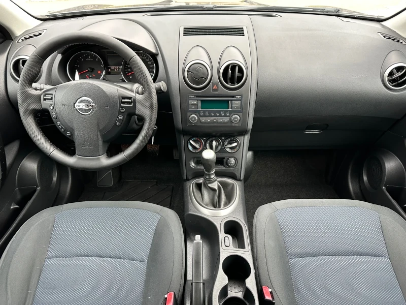 Nissan Qashqai 1.5dci, снимка 9 - Автомобили и джипове - 50890303
