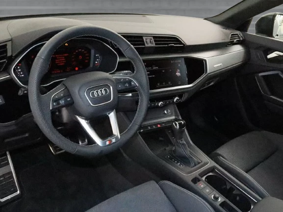 Audi Q3 40 TDI Quattro S-line = NEW = Гаранция - изображение 6
